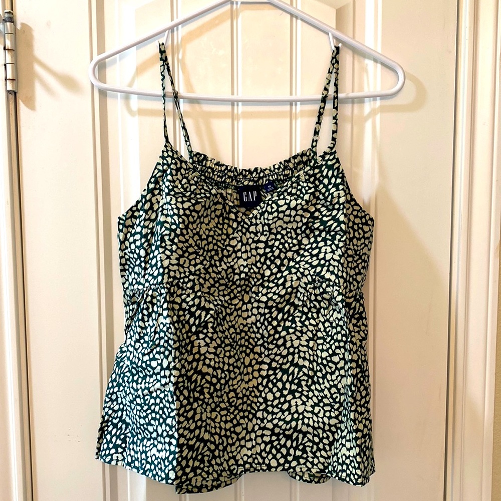 NWT Green and off-white 100% cotton camisole.